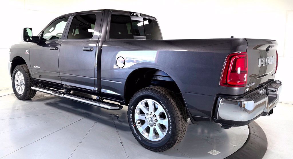New 2026 RAM 2500 Laramie AWD/4WD image 7
