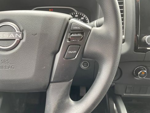 Certified 2024 Nissan Frontier SV image 13