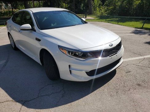 Used 2018 Kia Optima LX w/ Convenience Package FWD image 8