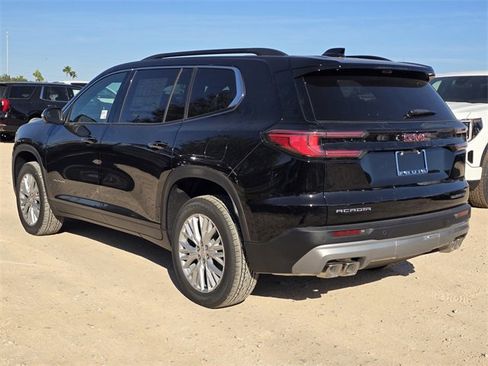 New 2026 GMC Acadia Elevation image 7