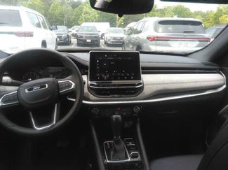 Used 2024 Jeep Compass Latitude AWD/4WD video 2