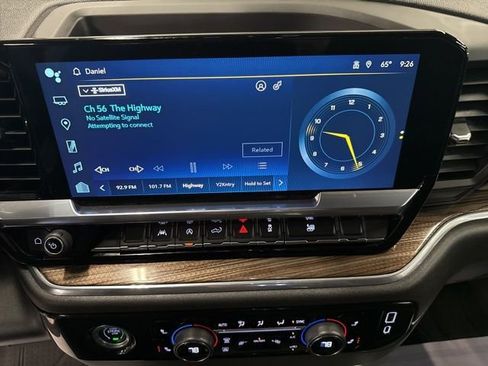 Used 2023 Chevrolet Silverado 1500 LT image 14