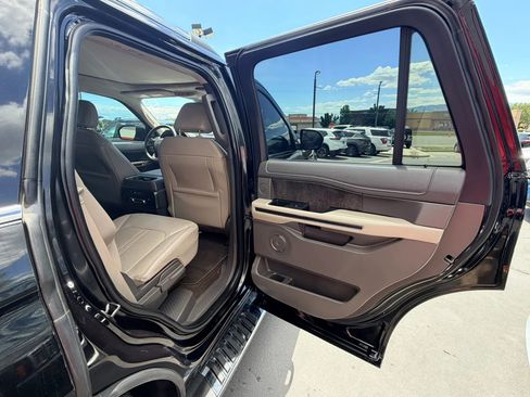 Used 2021 Ford Expedition Limited AWD/4WD image 24
