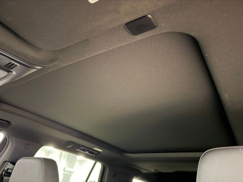 Used 2021 Chevrolet Tahoe LT RWD image 23