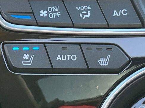 Used 2023 Acura RDX AWD w/ Advance Package image 21