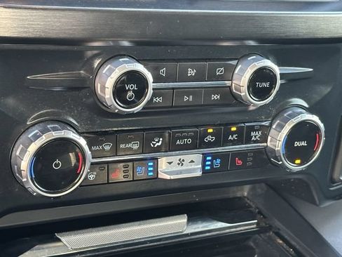 Used 2023 Ford F250 Lariat w/ Snow Plow/Camper Package AWD/4WD image 19