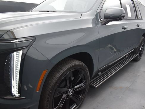 Certified 2026 Cadillac Escalade ESV Sport w/ Touring Package AWD/4WD image 41