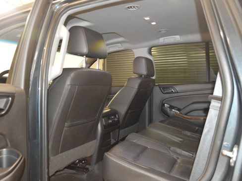 Used 2019 Chevrolet Tahoe LT AWD/4WD image 33