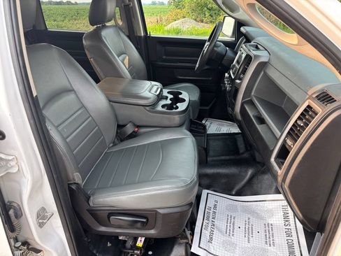 Used 2019 RAM 1500 Tradesman AWD/4WD image 19