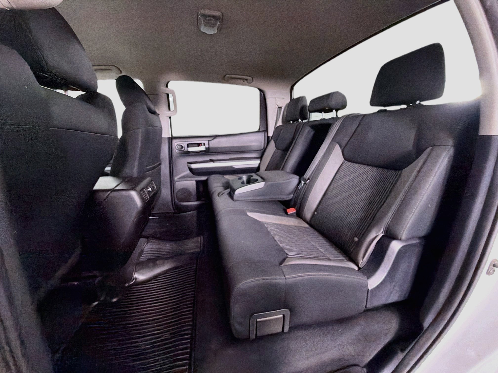 Used 2014 Toyota Tundra SR5 w/ SR5 Upgrade Package AWD/4WD image 26