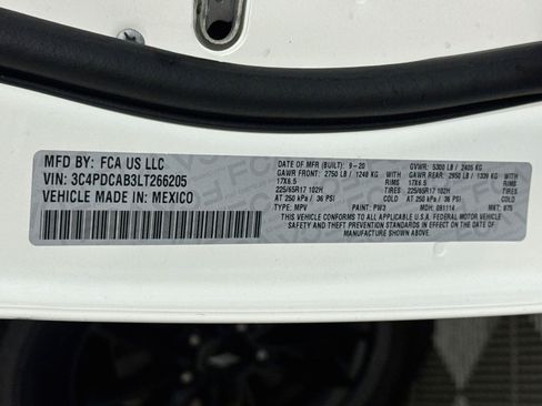 Used 2020 Dodge Journey SE w/ SE Popular Equipment Group FWD image 37