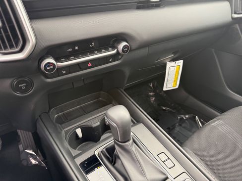 Certified 2025 MAZDA CX-50 2.5 Hybrid w/ Preferred Pkg image 13