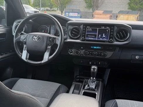 Used 2023 Toyota Tacoma TRD Off-Road AWD/4WD image 23