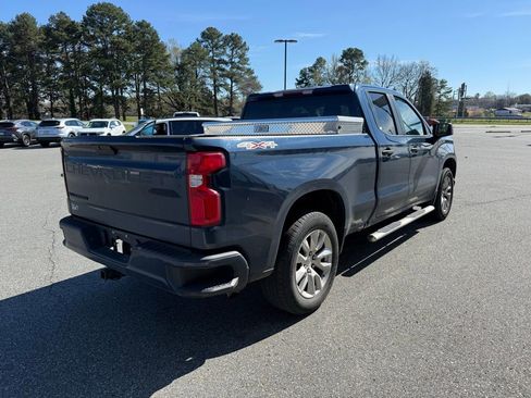 Used 2021 Chevrolet Silverado 1500 Custom w/ LPO, Dark Essentials Package image 8