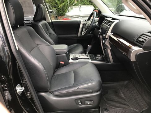 Certified 2023 Toyota 4Runner Limited image 30