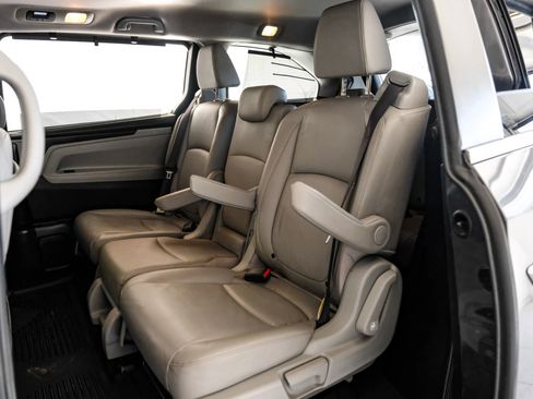 Used 2018 Honda Odyssey Touring image 39