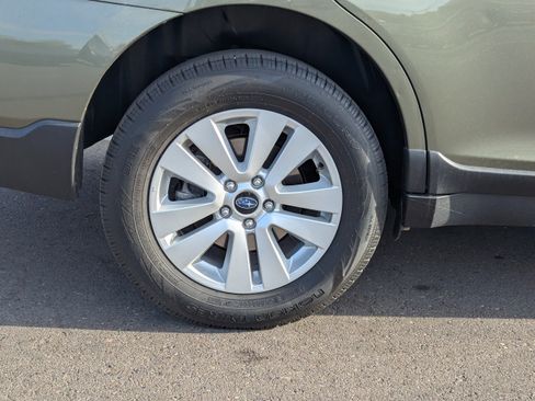 Used 2018 Subaru Outback 2.5i Premium AWD/4WD image 46