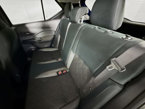 Used 2020 Nissan Kicks SV image 26