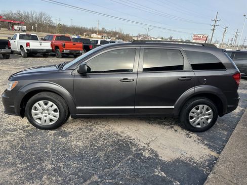 Used 2020 Dodge Journey SE image 6