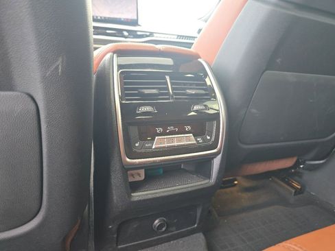Used 2024 BMW X6 M60i AWD/4WD image 26
