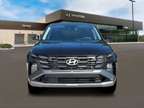 New 2026 Hyundai Tucson SE image 13