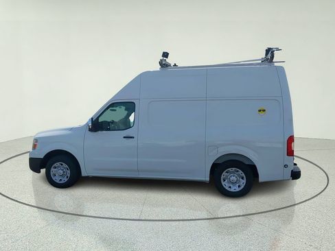 Used 2018 Nissan NV 2500 SV RWD image 13