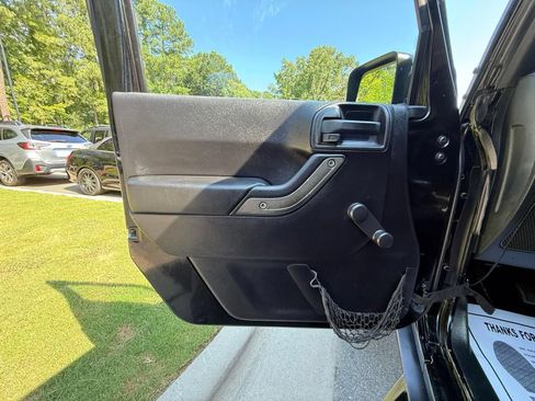 Used 2011 Jeep Wrangler Sport AWD/4WD image 13