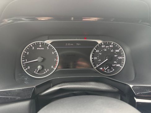 Certified 2025 Nissan Pathfinder SV FWD image 11