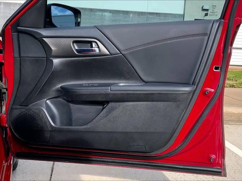 Used 2017 Honda Accord Sport Special Edition image 21