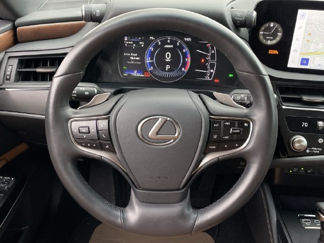 Used 2025 Lexus ES 350 w/ Premium Package FWD image 11