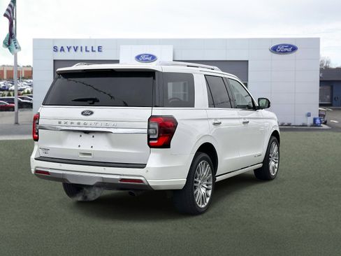 Used 2023 Ford Expedition Platinum AWD/4WD image 5