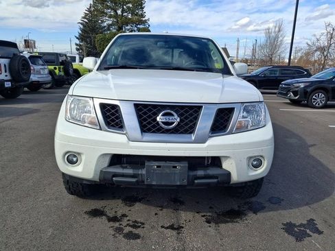Used 2017 Nissan Frontier PRO-4X image 8