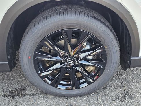 New 2025 MAZDA CX-5 Carbon Edition image 31