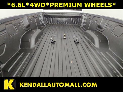 Used 2022 Chevrolet Silverado 3500 High Country image 16