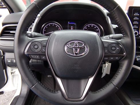 Used 2023 Toyota Camry SE image 29