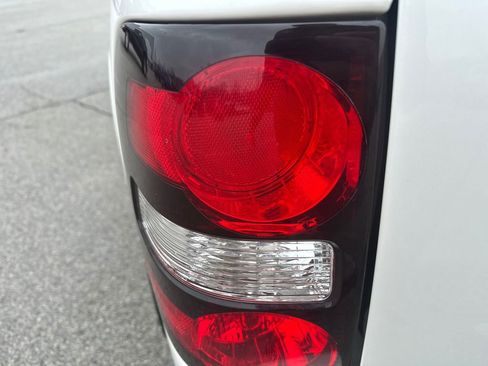 Used 2010 Ford Explorer Limited image 36