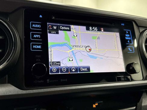 Certified 2018 Toyota Tacoma TRD Off-Road w/ Technology Package image 20