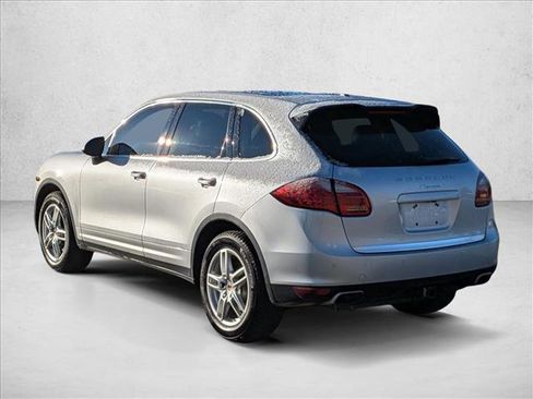 Used 2014 Porsche Cayenne image 8