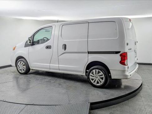 Used 2020 Nissan NV200 SV image 6