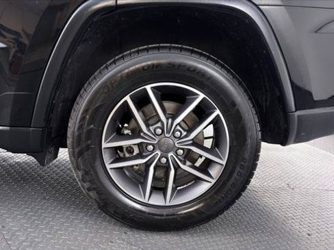 Used 2021 Jeep Grand Cherokee Limited RWD image 36