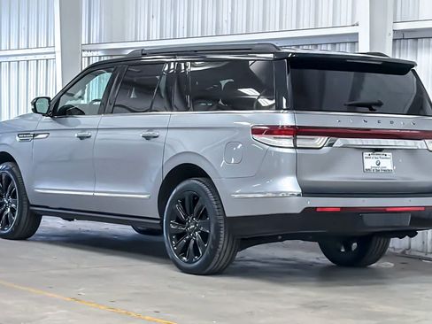 Used 2023 Lincoln Navigator L Black Label AWD/4WD image 6