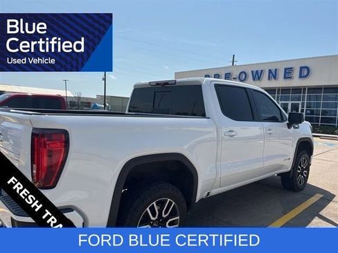 Used 2023 GMC Sierra 1500 AT4 w/ Technology Package AWD/4WD image 9