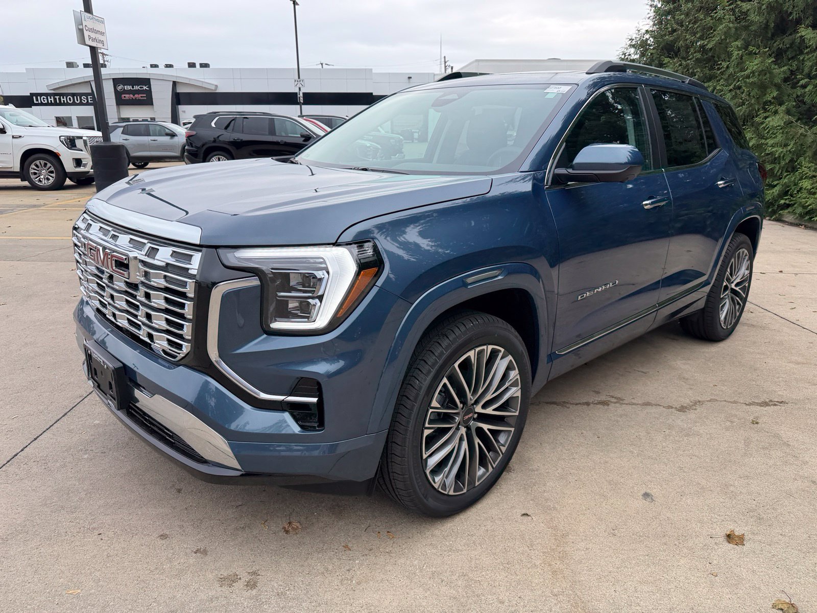 New 2027 GMC Terrain Denali AWD/4WD image 7