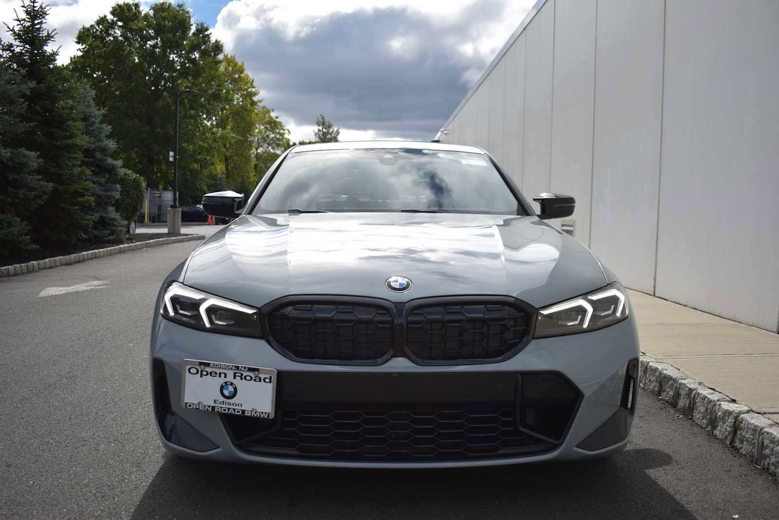 Used 2024 BMW M340i xDrive w/ Premium Package AWD/4WD image 2