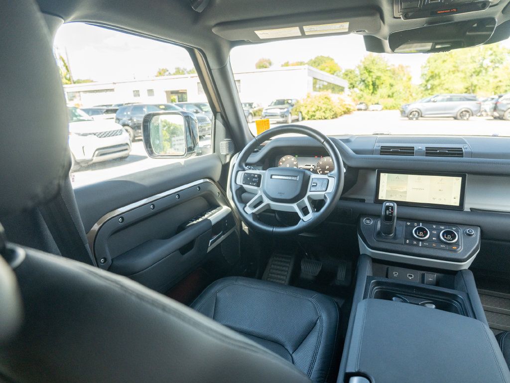 Used 2024 Land Rover Defender 110 S AWD/4WD image 19