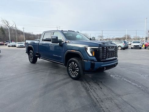 New 2026 GMC Sierra 2500 Denali Ultimate image 2