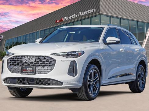 New 2025 Audi Q5 Premium Plus image 6