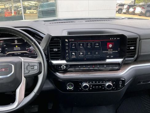 Certified 2024 GMC Sierra 1500 Elevation AWD/4WD image 7