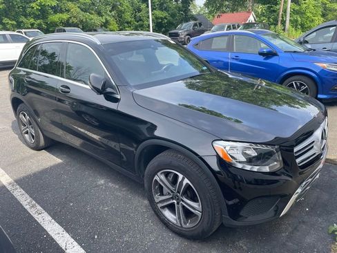 Used 2018 Mercedes-Benz GLC 300 4MATIC image 6
