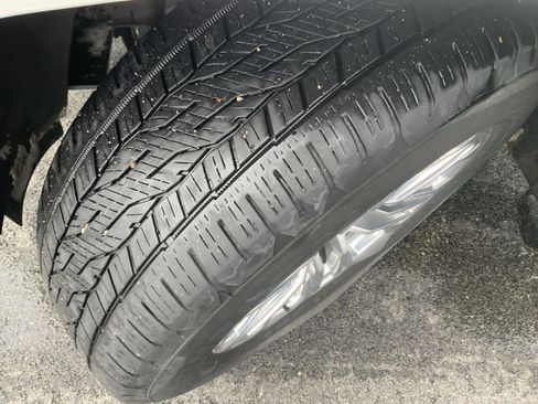 Used 2023 GMC Yukon SLT image 22